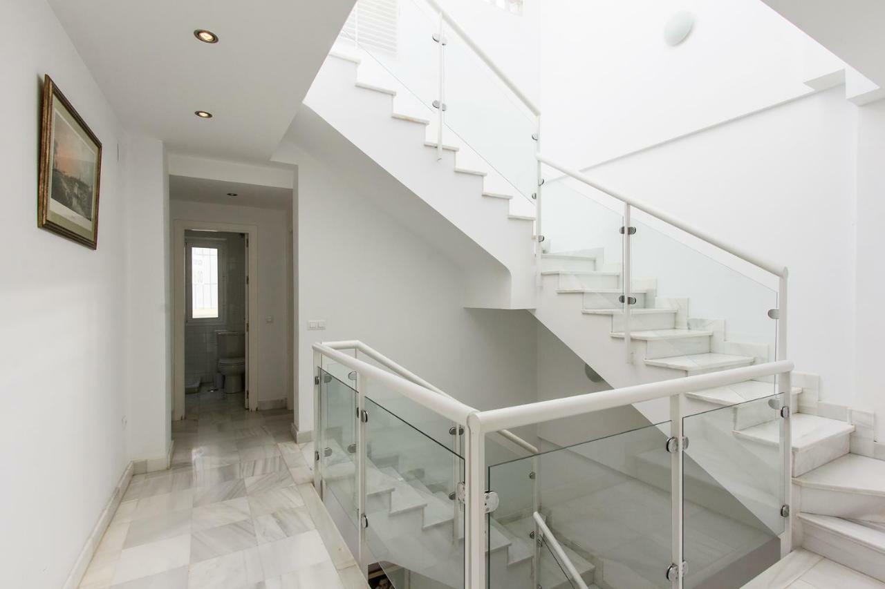 Veoapartment Pedro Miguel Sevilla Bagian luar foto