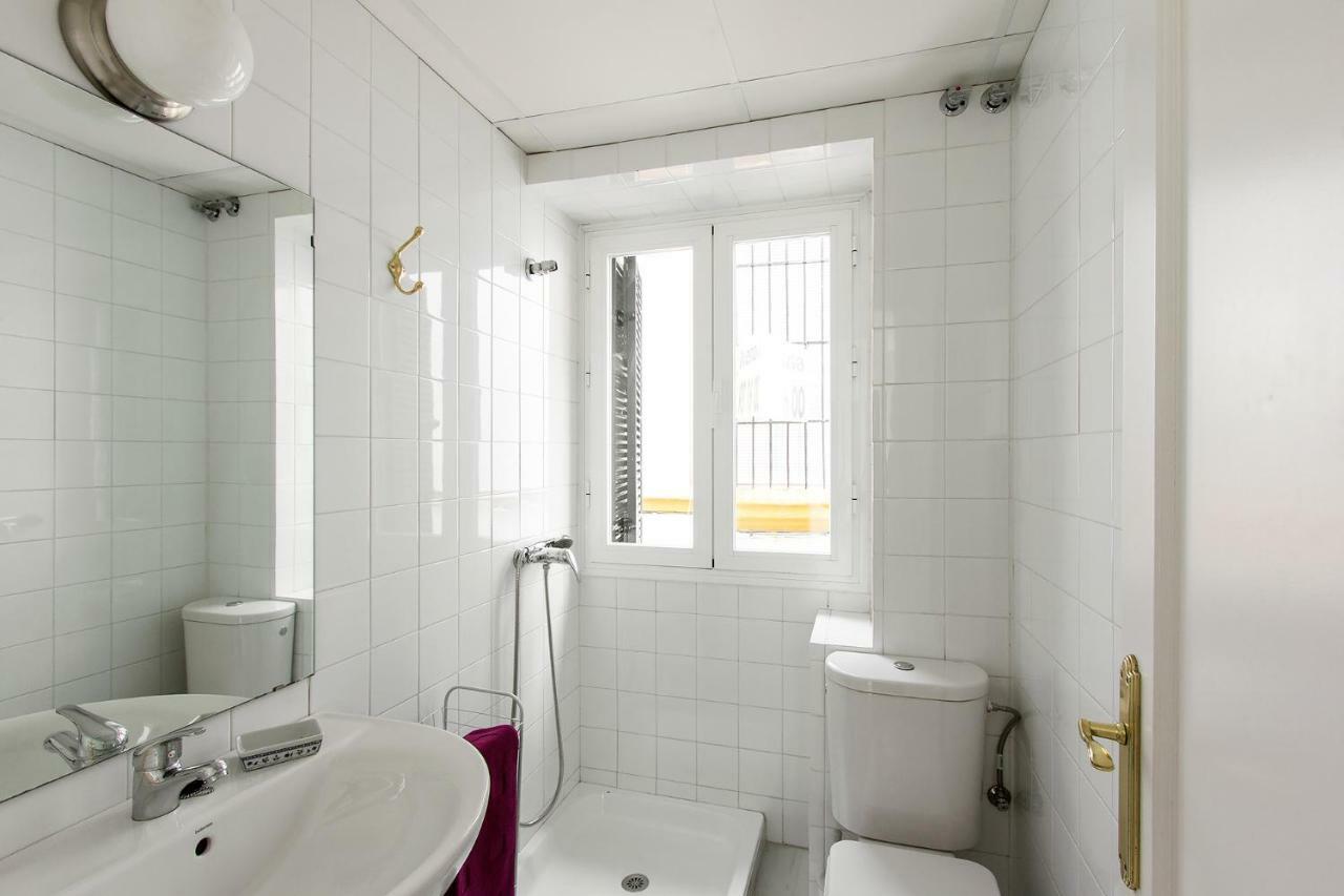 Veoapartment Pedro Miguel Sevilla Bagian luar foto