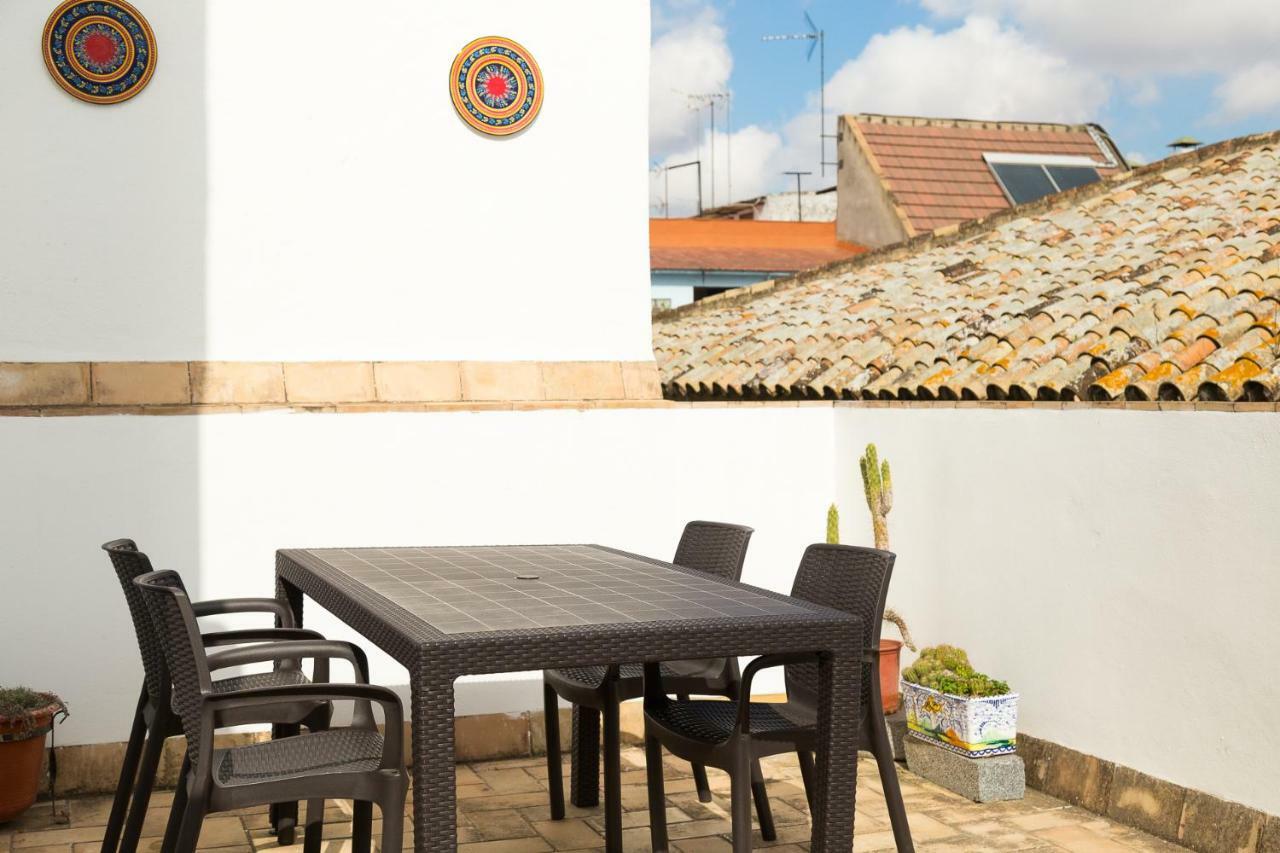 Veoapartment Pedro Miguel Sevilla Bagian luar foto