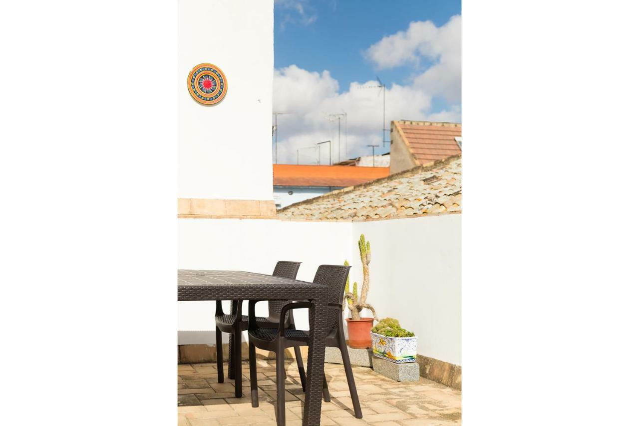 Veoapartment Pedro Miguel Sevilla Bagian luar foto